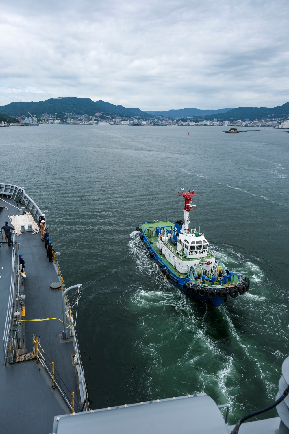 USS Frank Cable Arrives Sasebo, Japan