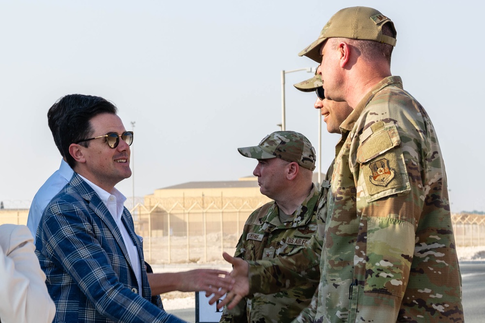 Medal of Honor Museum leaders visit deployed Airmen