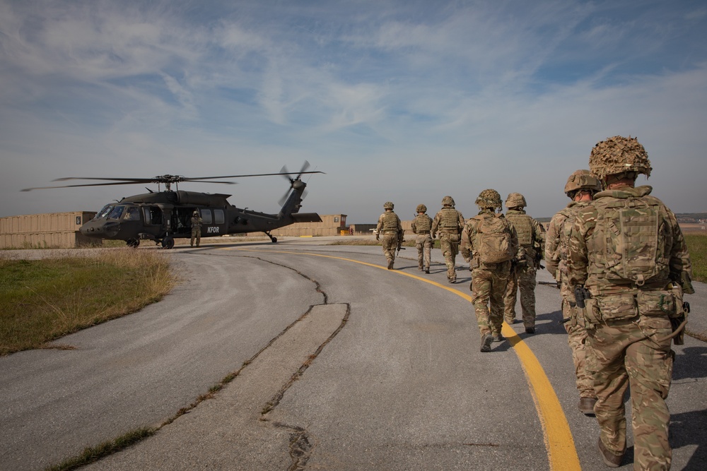 Army National Guard Soldiers provide aerial support for British training exercise