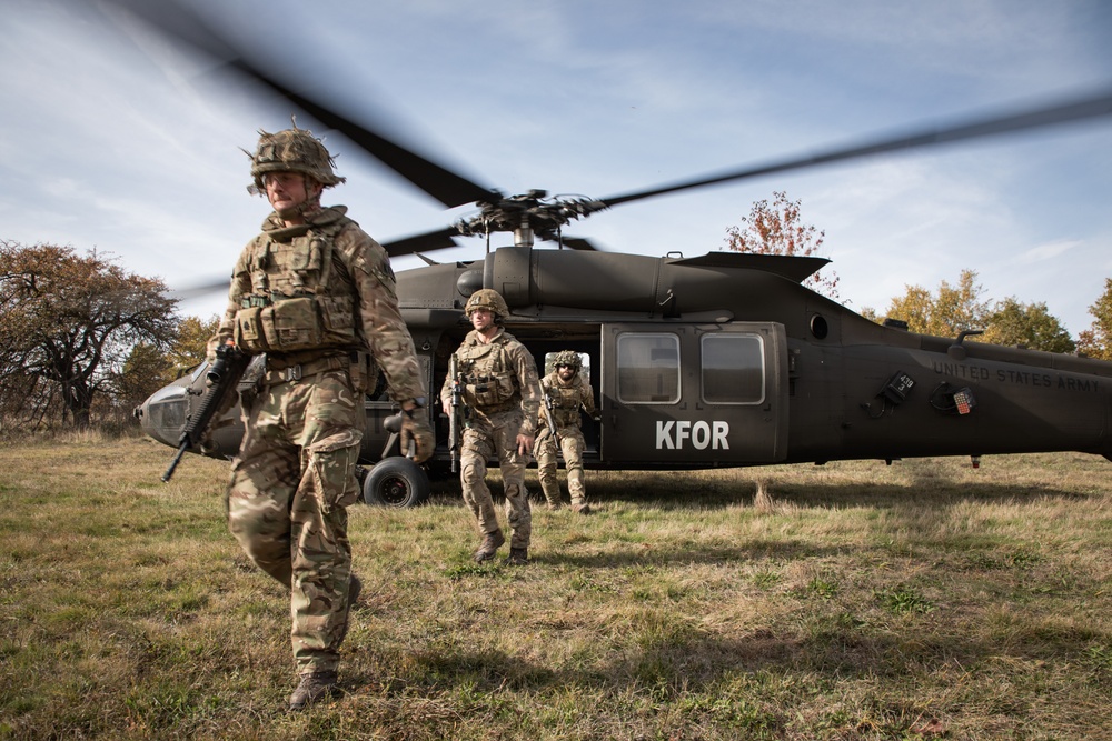 Army National Guard Soldiers provide aerial support for British training exercise