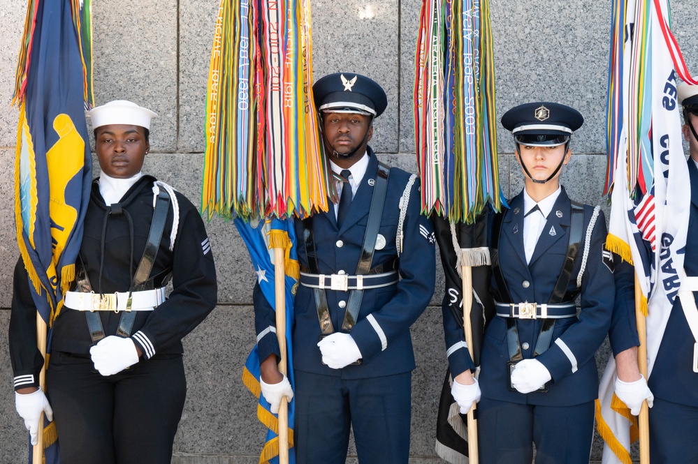 Joint Service Color Guard presents colors to wartime veterans