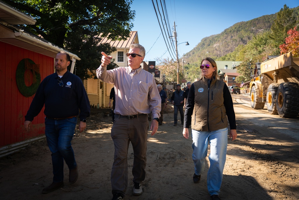 FEMA Administrator Visits Chimney Rock