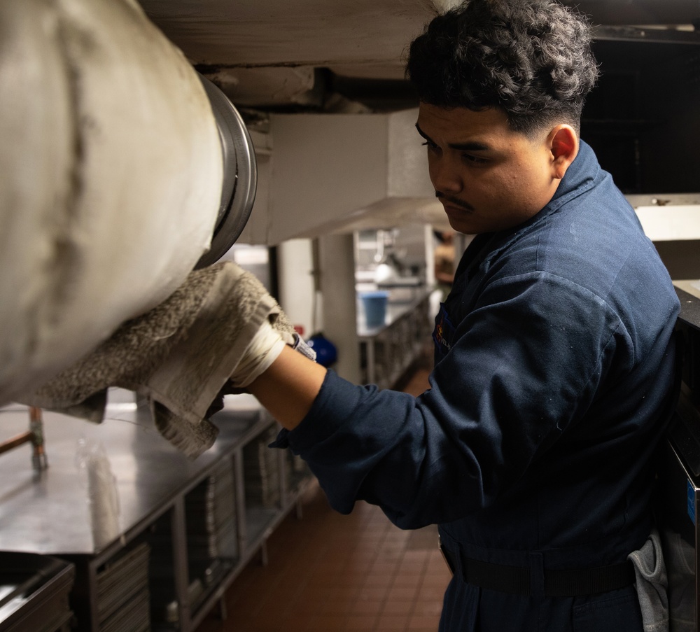 Daily Operations Aboard USS George H.W. Bush (CVN 77)