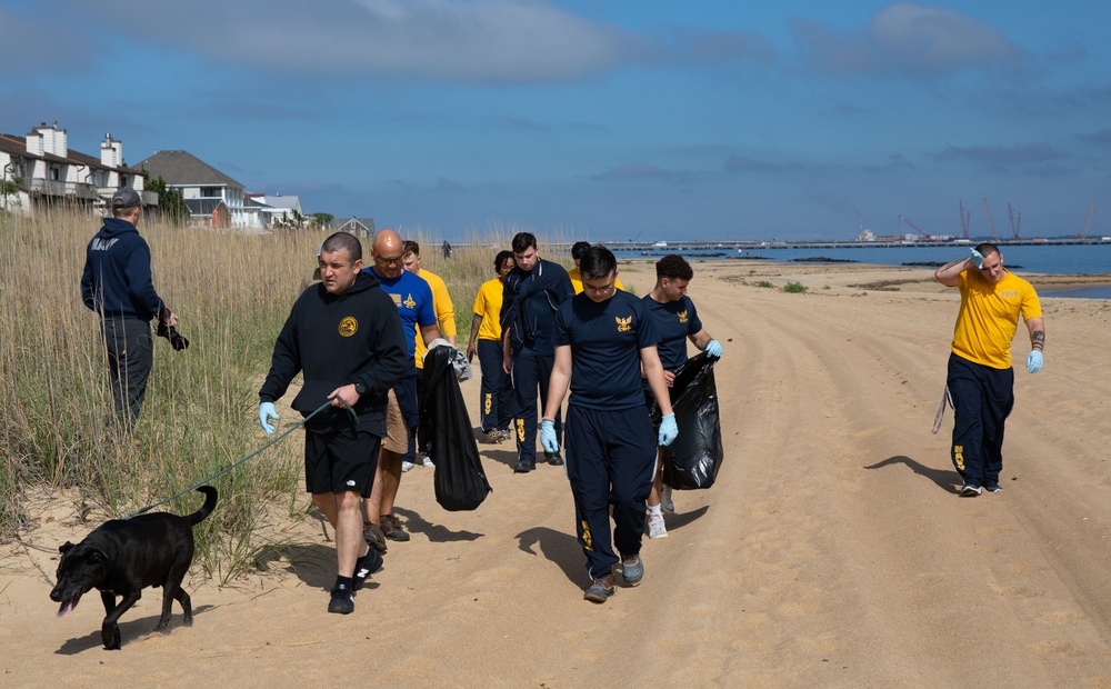 USS George H.W. Bush command ‘Thousand Points of Light’ community service event