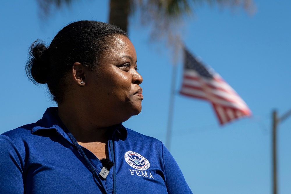 FEMA Disaster Survivor Assistance Teams in Polk County