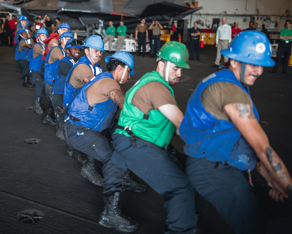 USS George Washington conducts replenishment-at-sea with USNS Cesar Chavez