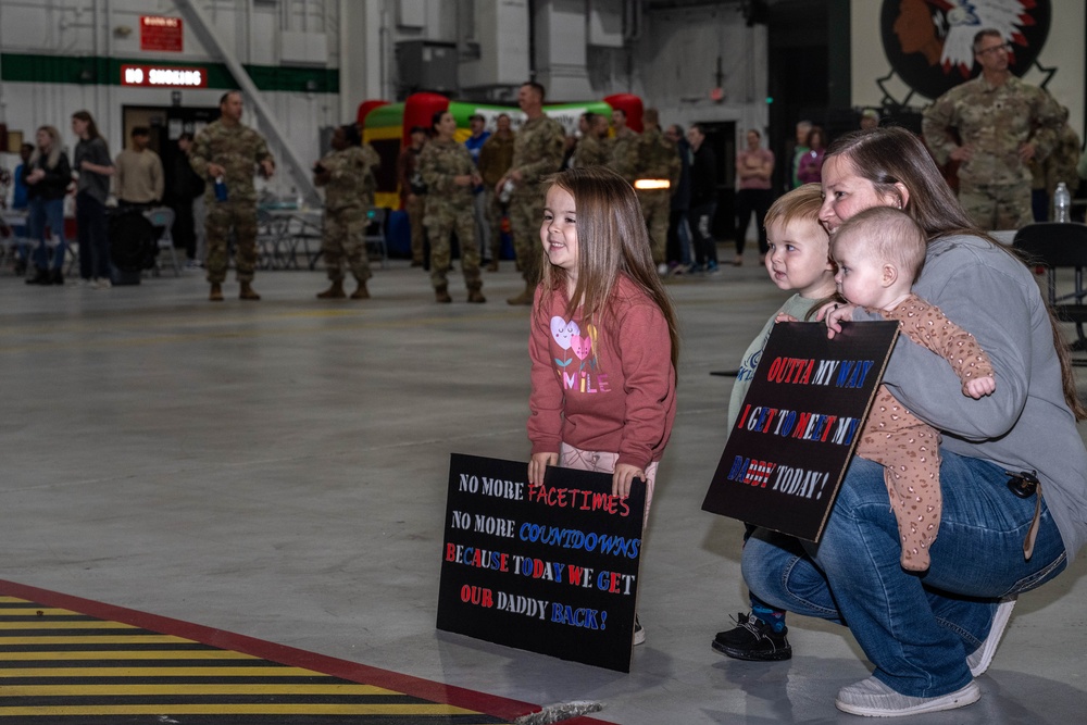 4th Fighter Wing Airmen return from deployment