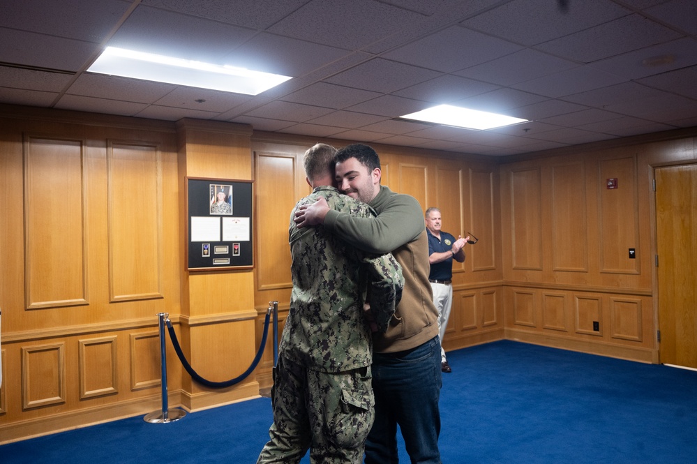 NTAG Mid America XO Enlists Son into Navy