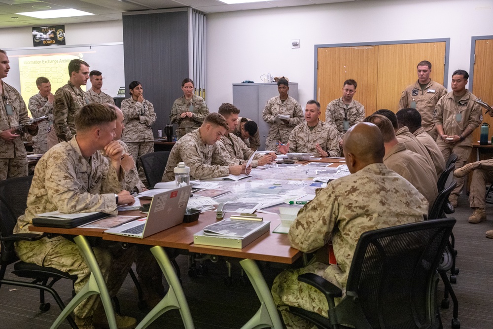 11th MEU Leaders provide guidance during WTI 1-25