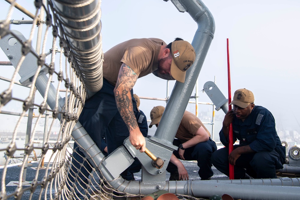 Makin Island Flightdeck Maintenance