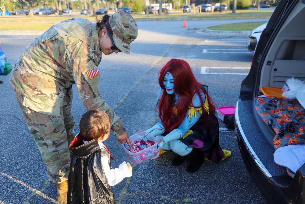 Sustainment Soldiers host trunk-or-treat