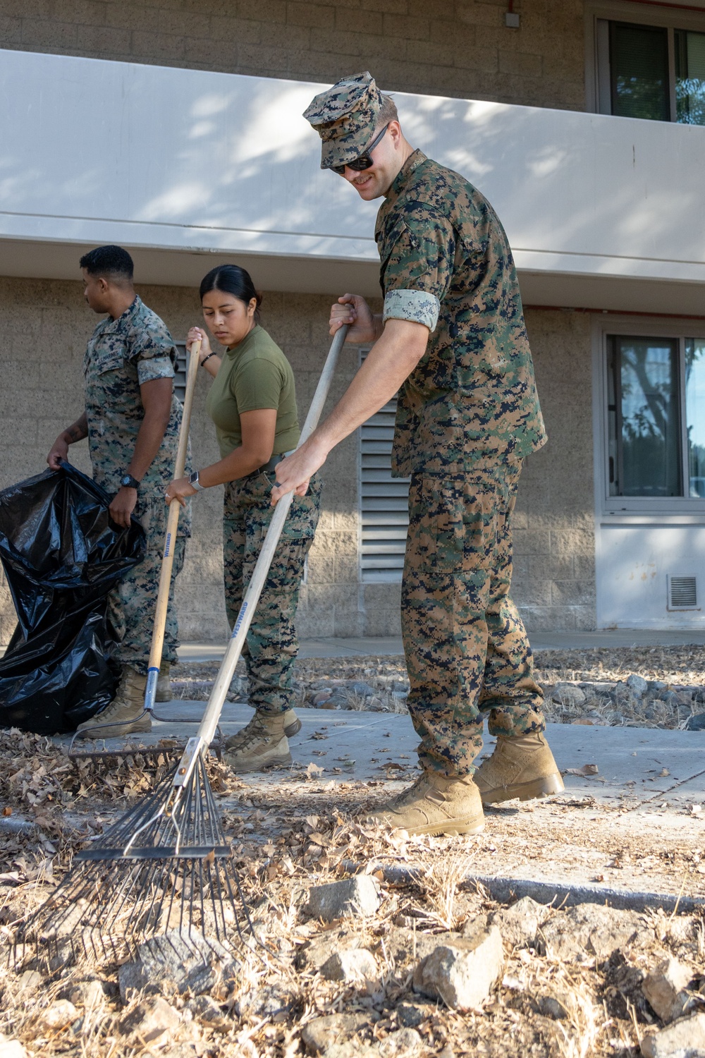 Barracks 360 Reset: I Marine Expeditionary Force Information Group executes Operation Clean Sweep