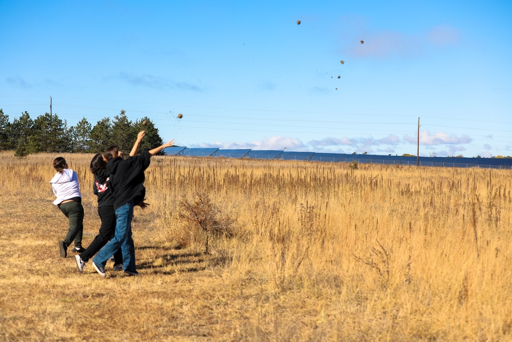 Sage Harvest Event Cultivates Teamwork and Tomorrow