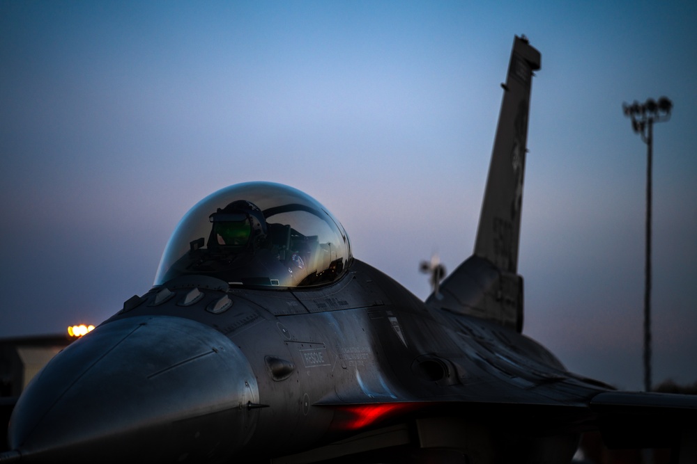 114th Fighter Wing conducts evening operations