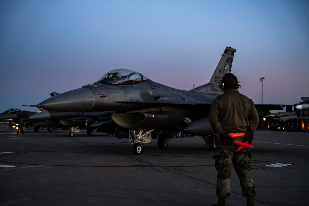 114th Fighter Wing conducts evening operations