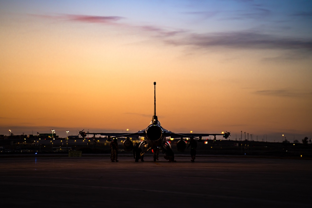 114th Fighter Wing conducts evening operations