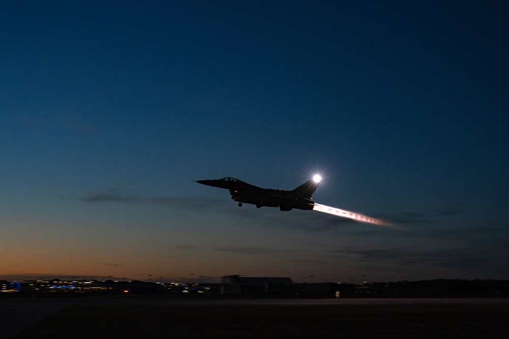 114th Fighter Wing conducts evening operations