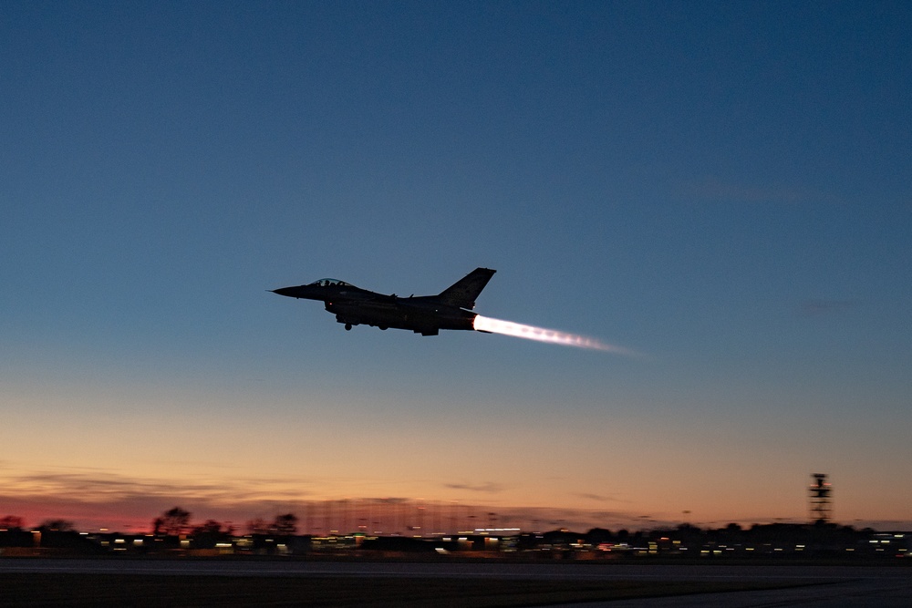 114th Fighter Wing conducts evening operations