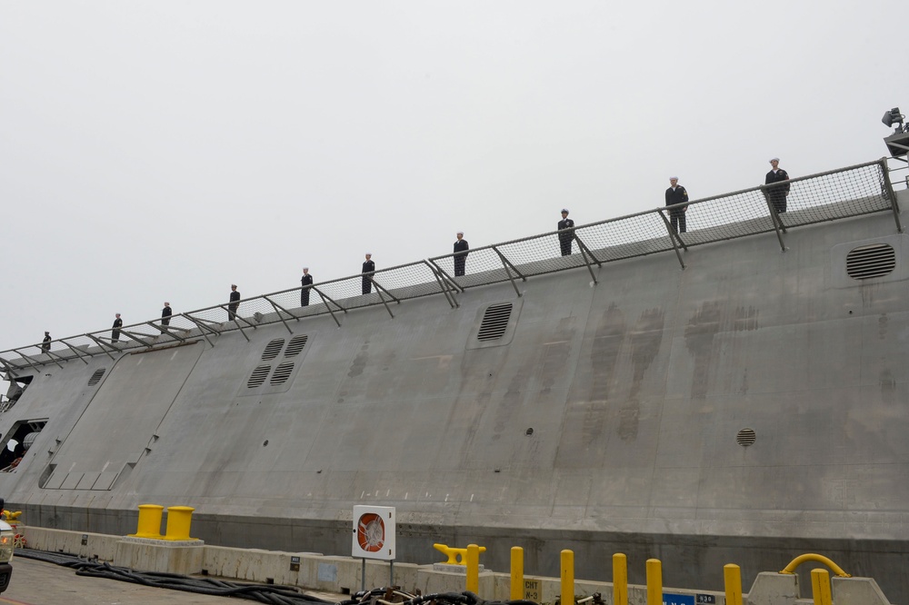 USS Mobile (LCS 26) Returns to Homeport San Diego