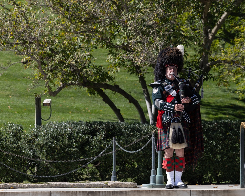 1st Special Forces Command (Airborne) honor President Kennedy with  Wreath Laying Ceremony in Arlington, Va