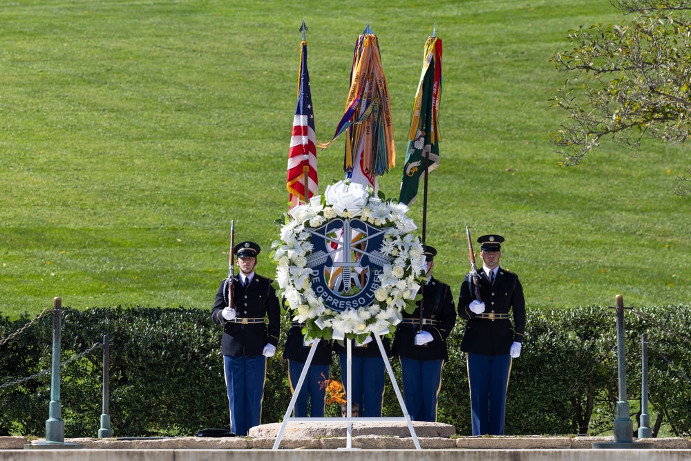 1st Special Forces Command (Airborne) honor President Kennedy with  Wreath Laying Ceremony in Arlington, Va