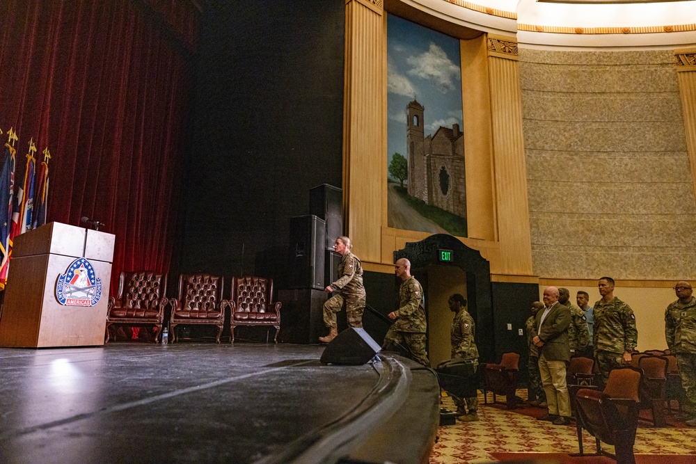 410th CSB celebrates legacy, future leadership in change of responsibility ceremony