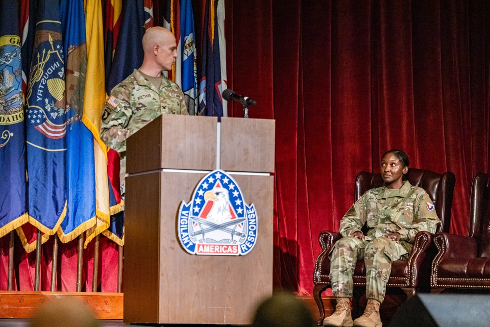 410th CSB celebrates legacy, future leadership in change of responsibility ceremony