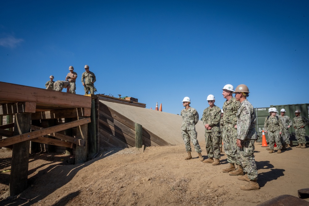 Chief of Civil Engineers visits NMCB-3