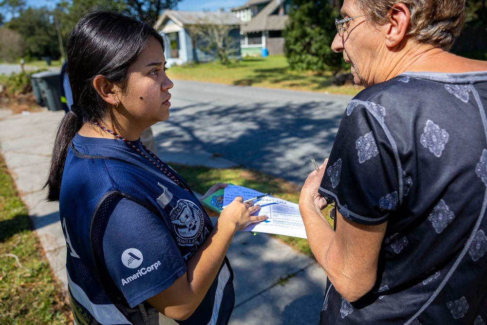 FEMA Disaster Survivor Assistance Teams in Lake Helen