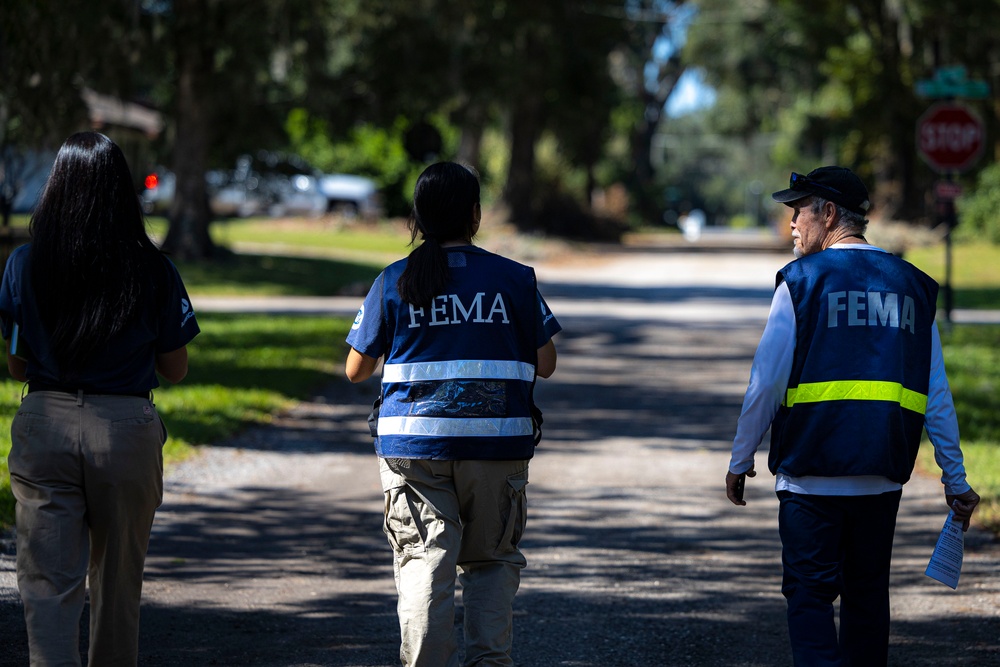 FEMA Disaster Survivor Assistance Teams in Lake Helen