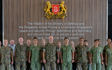 Pacific Marines Meet with Singapore Army Staff