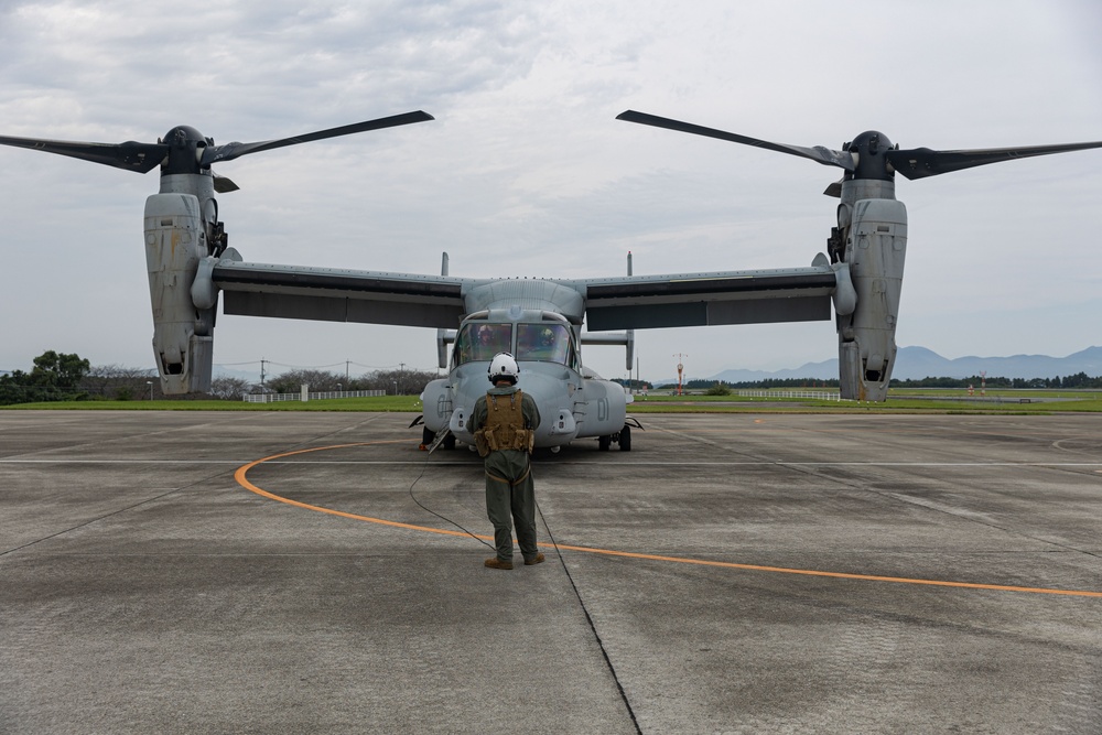 KS25 | VMM-265 takes off from JGSDF Camp Takayubaru for low-altitude training