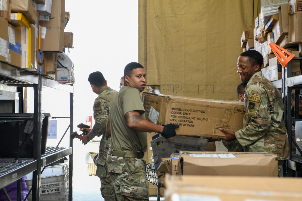 378th EFSS Airmen Process Approximately 3,346 Pieces of Mail