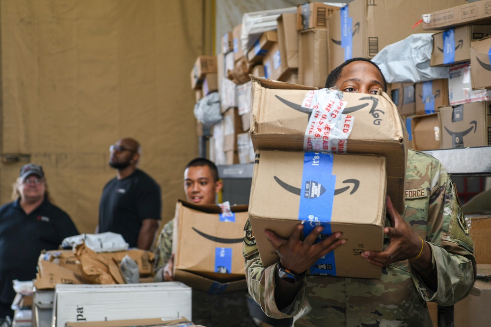 378th EFSS Airmen Process Approximately 3,346 Pieces of Mail