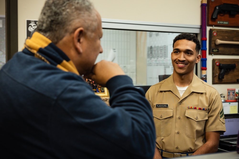 U.S. Secretary of the Navy Visits Recruiters in New Jersey