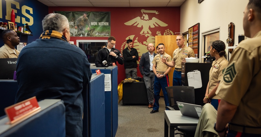 U.S. Secretary of the Navy Visits Recruiters in New Jersey