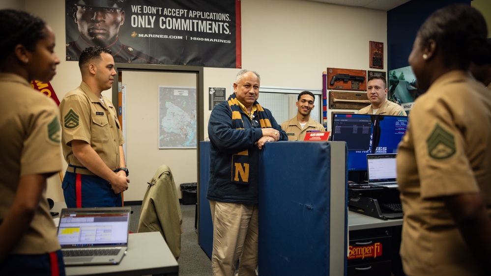 U.S. Secretary of the Navy Visits Recruiters in New Jersey