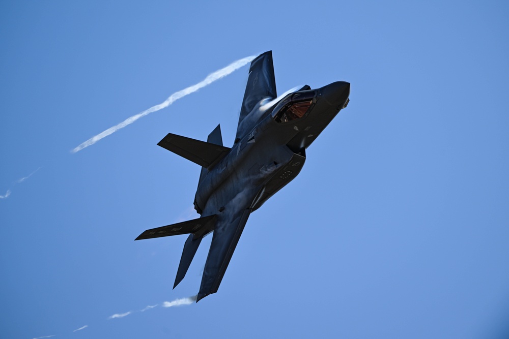 F-35A Demonstration Team Performs at Atlanta Airshow