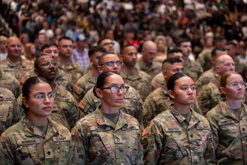 1060th Transportation Holds Deployment Send-Off Ceremony