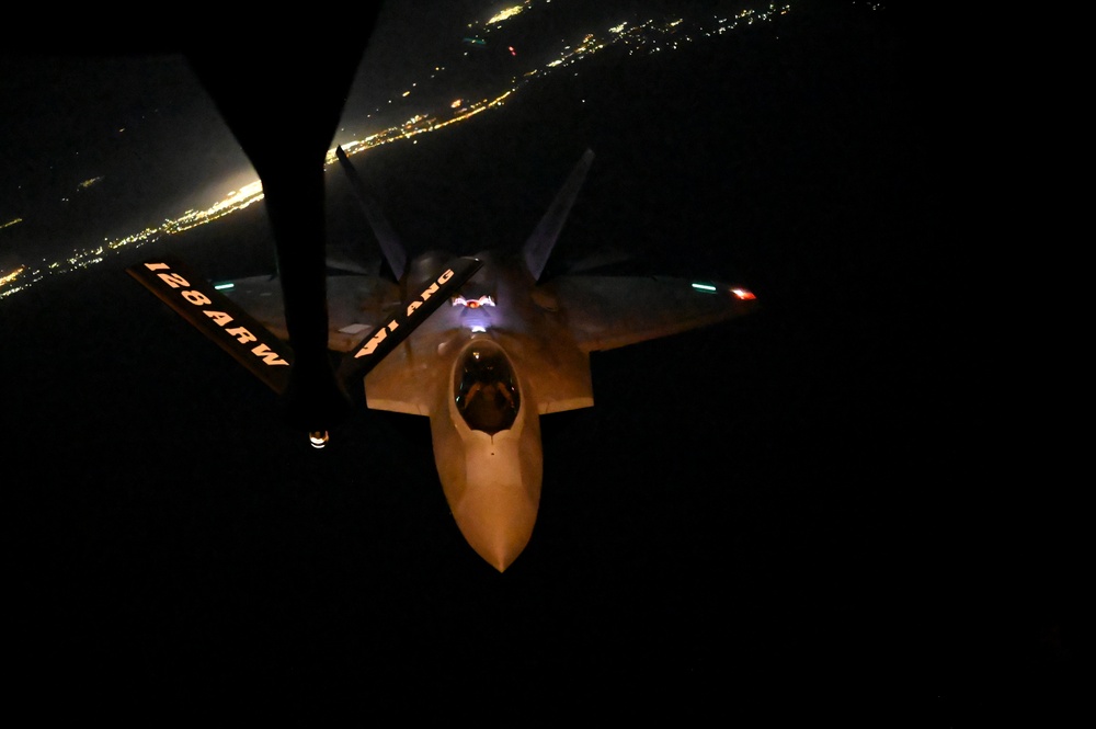 Fifth-Gen F-22 Raptors conduct operations over CENTCOM AOR