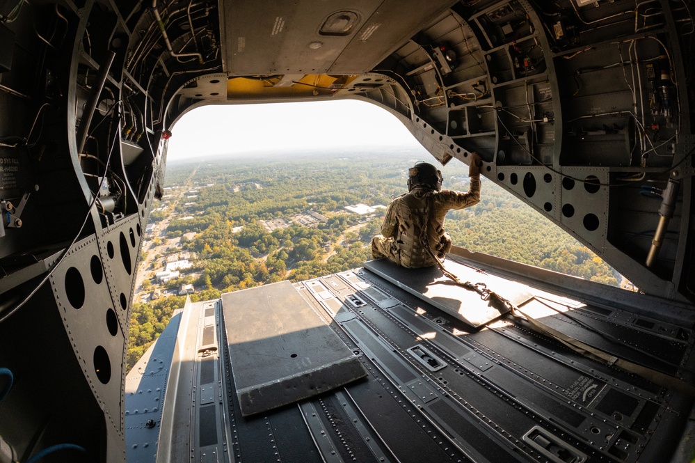 CH-47F Chinook Flyover