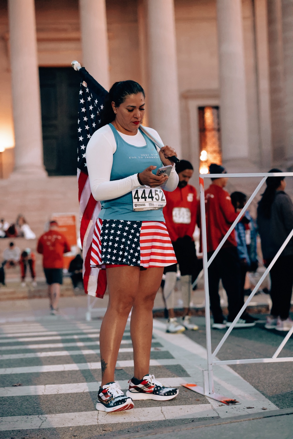 Thousands run with Marines at the MCM 10K