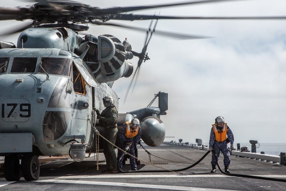 Marine Corps CH-53E delivers essential equipment to Japan’s JS Kaga