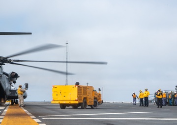 Marine Corps CH-53E delivers essential equipment to Japan’s JS Kaga