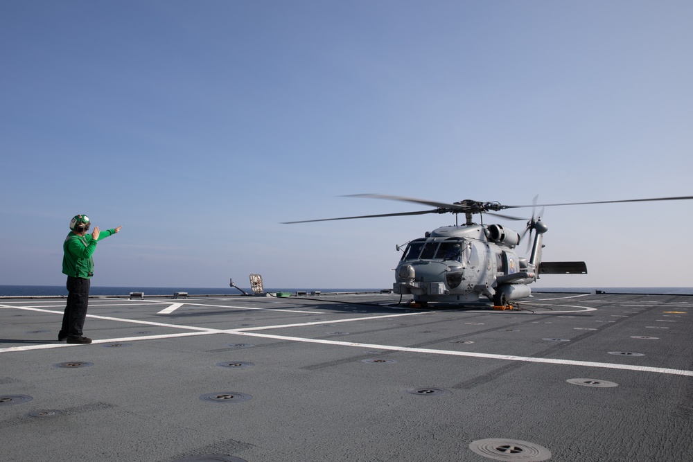 USS Omaha Conducts Flight Operations with HSM 35