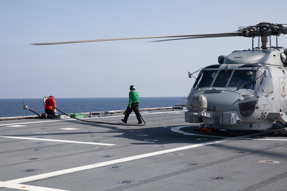 USS Omaha Conducts Flight Operations with HSM 35