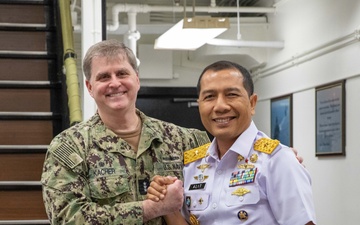 U.S. 7th Fleet Attends Staff Talks with Indonesian Navy Leadership