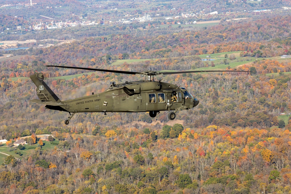 244th ECAB UH-60 Black Hawk Multi-Ship Movement