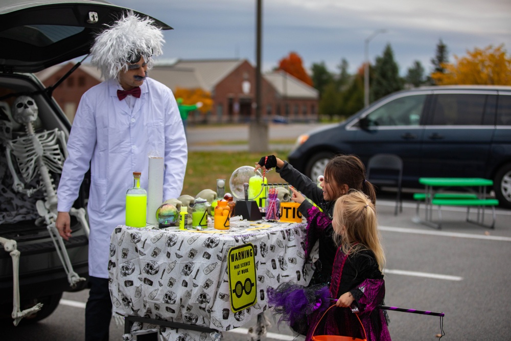 10th Mountain DIVARTY Trunk or Treat 2024