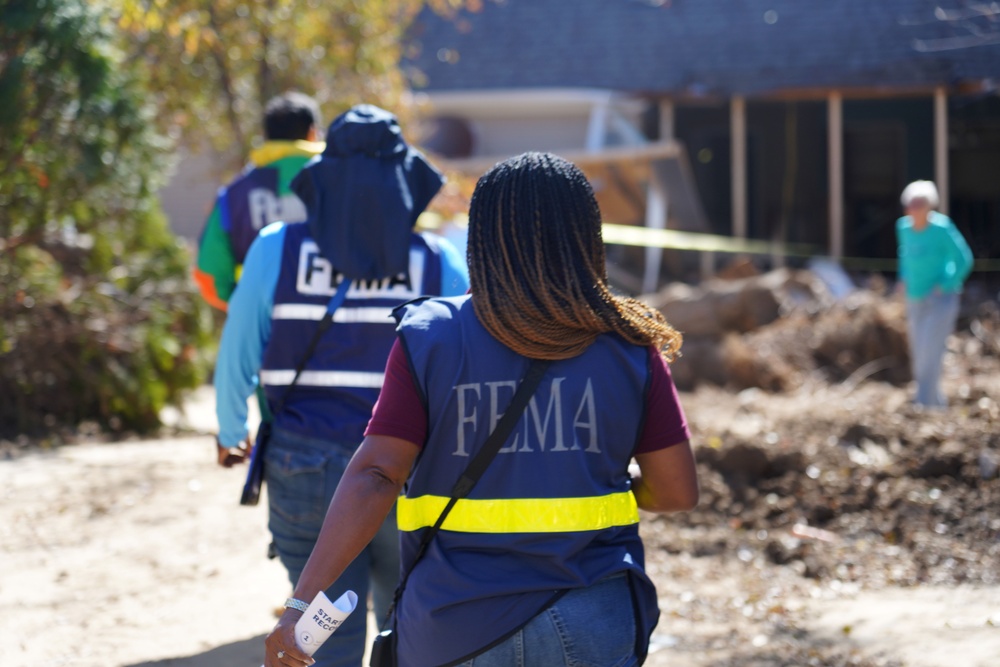 FEMA Disaster Survivor Assistance Teams Go Door-to-Door in Swannanoa